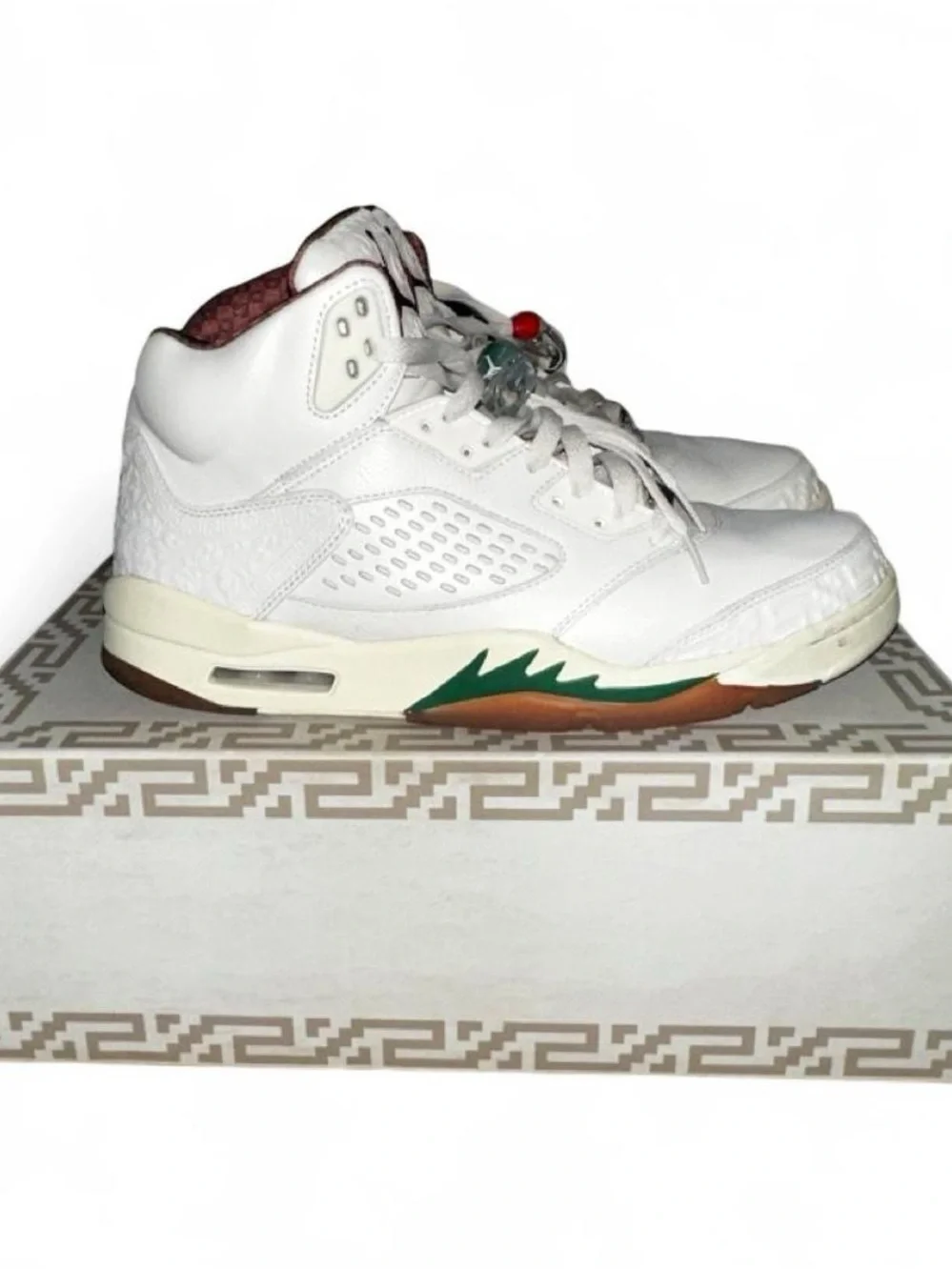 Jordan 5 Retro “El Grito”
